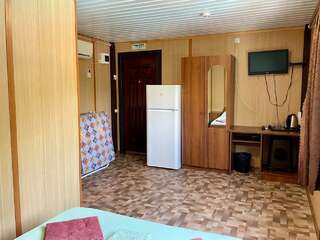 Гостевой дом Затерянный рай Архипо-Осиповка Семейный двухместный номер с 1 кроватью-5