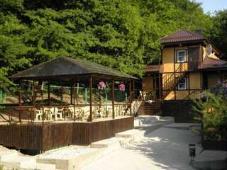 Гостевой дом Затерянный рай Архипо-Осиповка-0