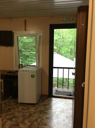 Гостевой дом Затерянный рай Архипо-Осиповка Трехместный номер-7