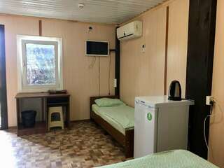 Гостевой дом Затерянный рай Архипо-Осиповка Трехместный номер-2