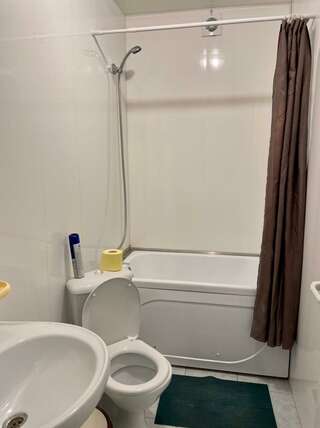 Гостевой дом Затерянный рай Архипо-Осиповка Трехместный номер с балконом-8