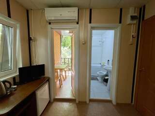 Гостевой дом Затерянный рай Архипо-Осиповка Двухместный номер с 1 кроватью и балконом-3